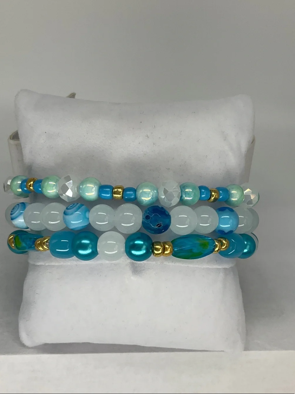 Turquoise Multi-Strand Beaded Bracelet with Gold Accents